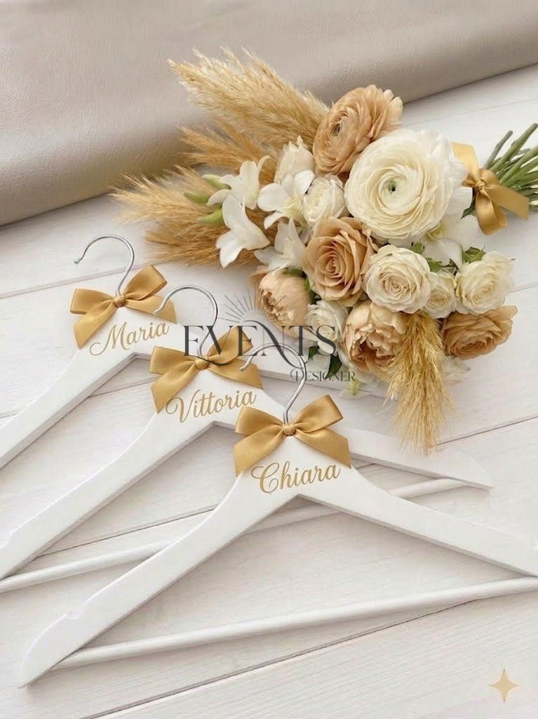 Appendiabiti in legno personalizzato per abito da sposa